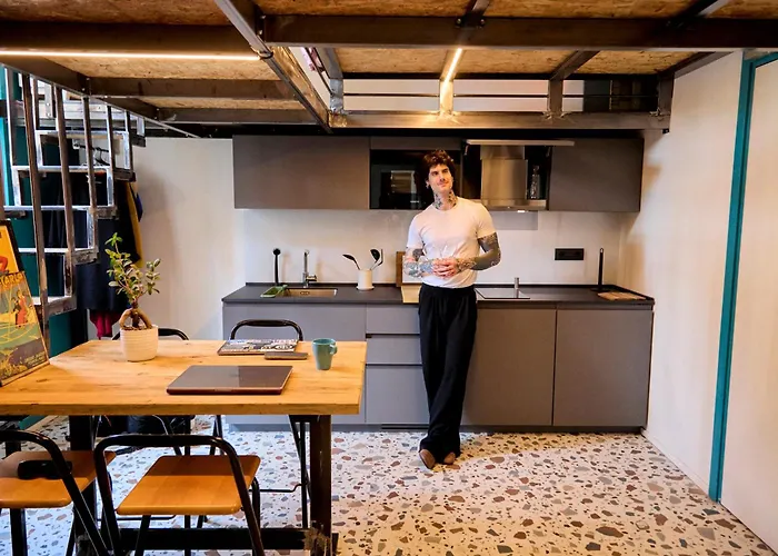 Madama Hostel & Bistrot Milaan